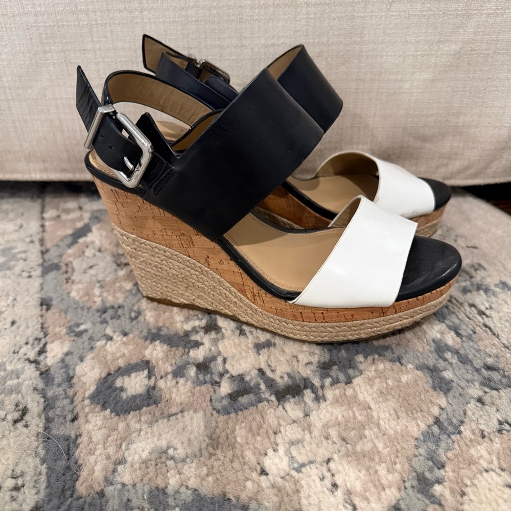 Antonio Melani Wedges